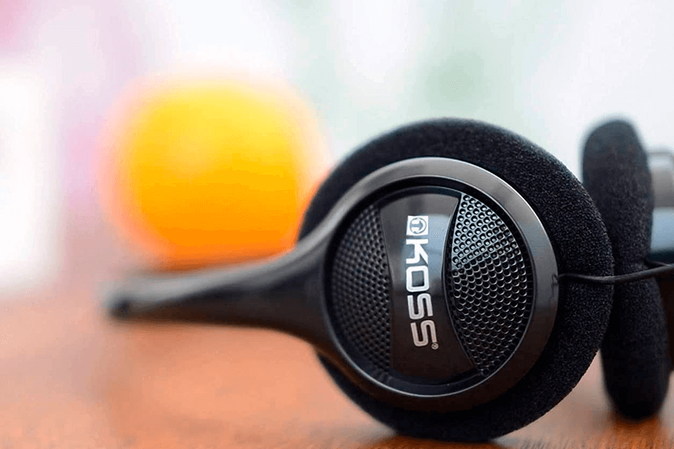 how to choose the best headphones under 10