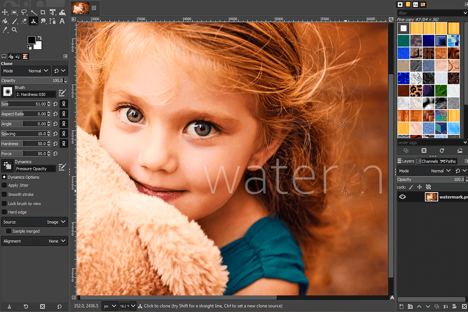 gimp interfaz de software para eliminar marcas de agua