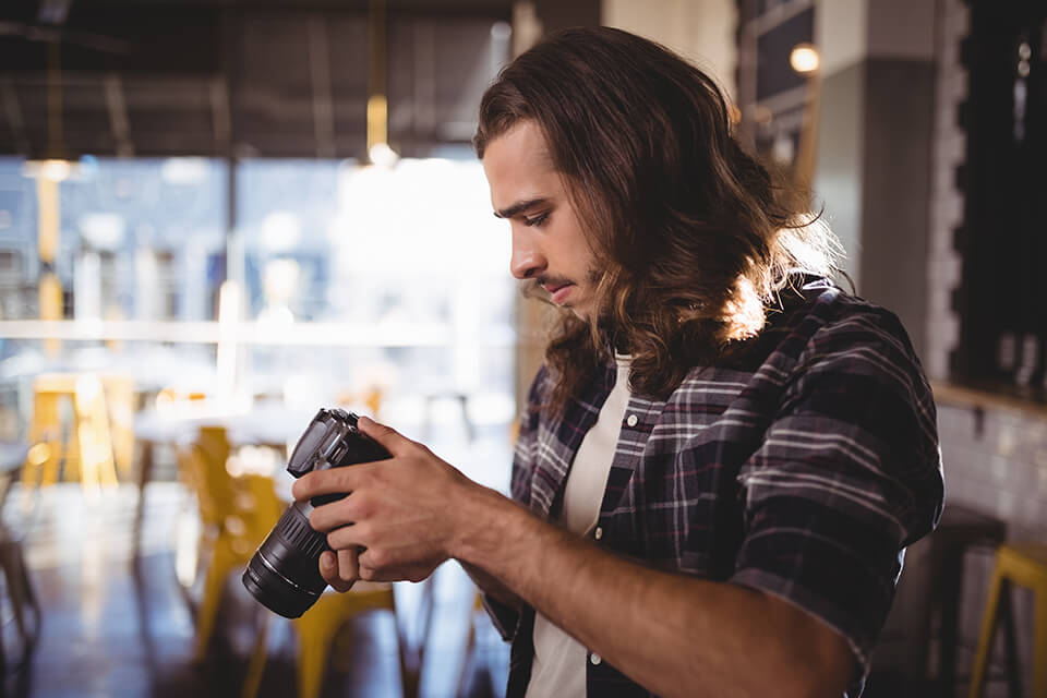 how to become a real estate photographer