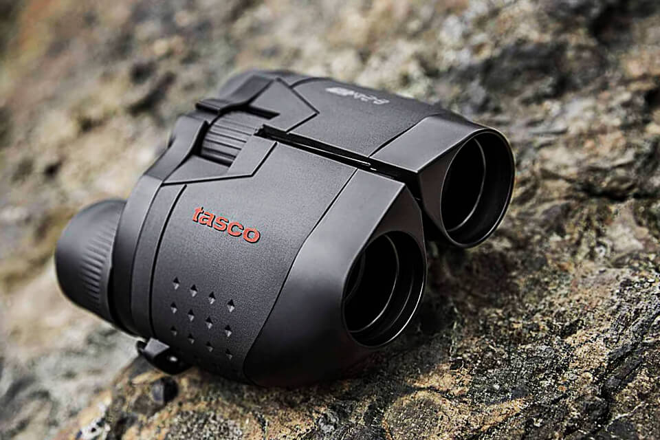 best zoom binoculars