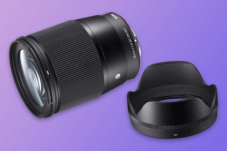 best lens for vlogging