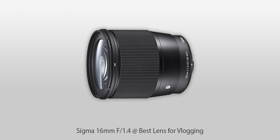 sigma 16mm F/1.4 lens for vlogging