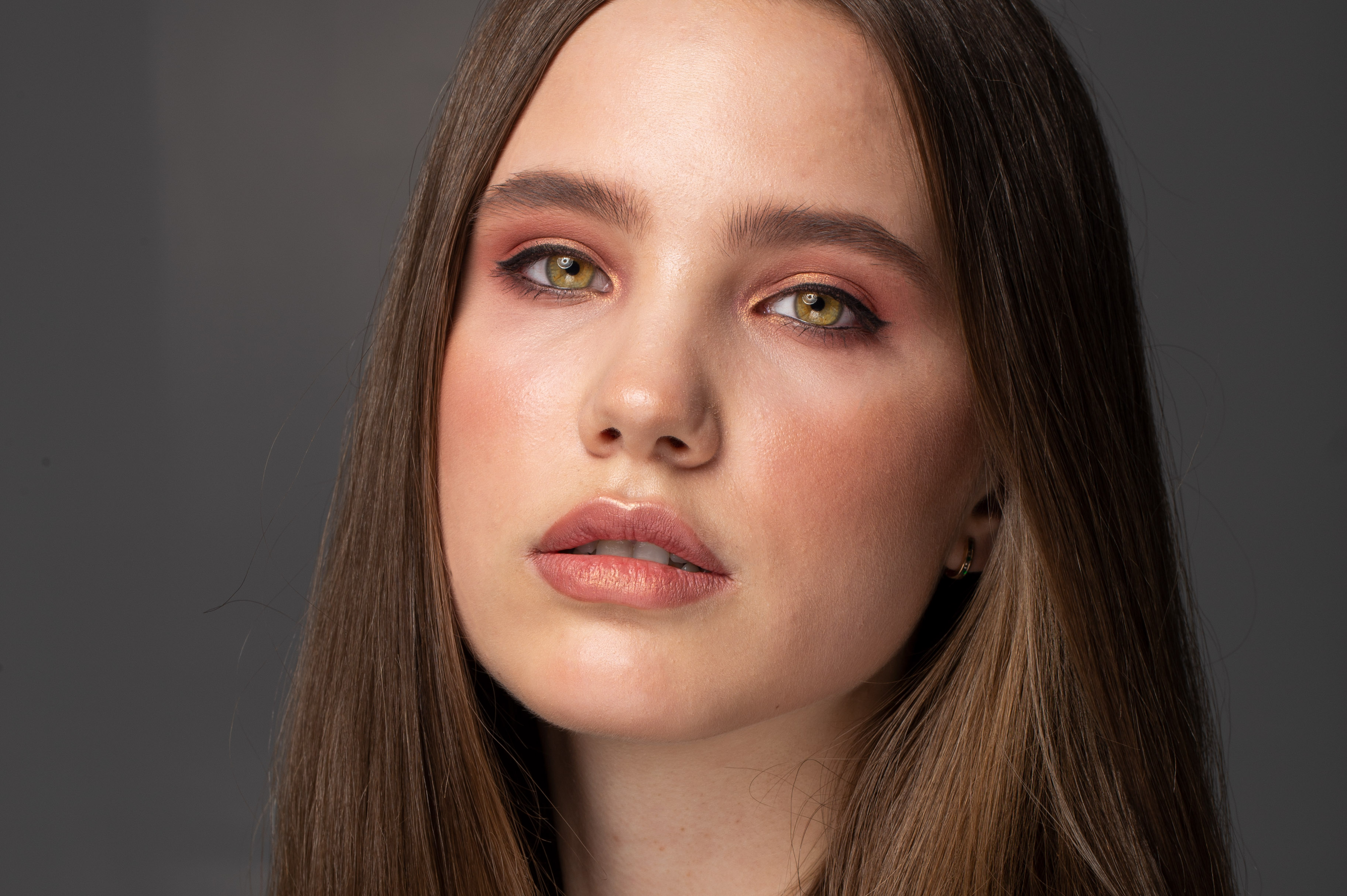 skin smoothing photoshop with high pass filter spot healing result