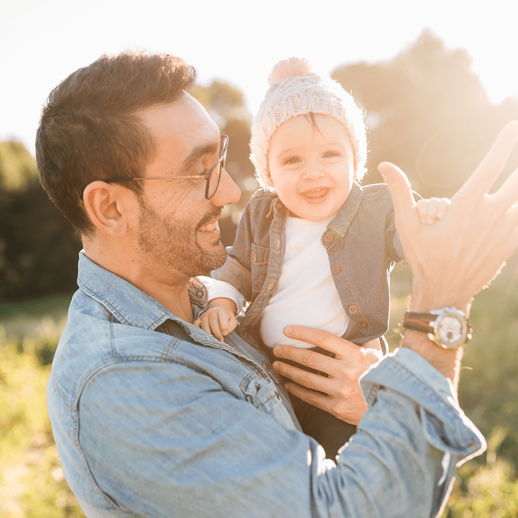 15 Father's Day Photo Ideas to Try in 2023
