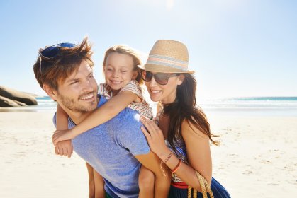 retouchers portfolio family photo shoot on the beach