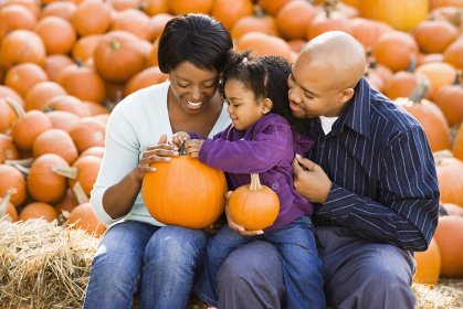 family portrait photoshop actions photosession pumpkin